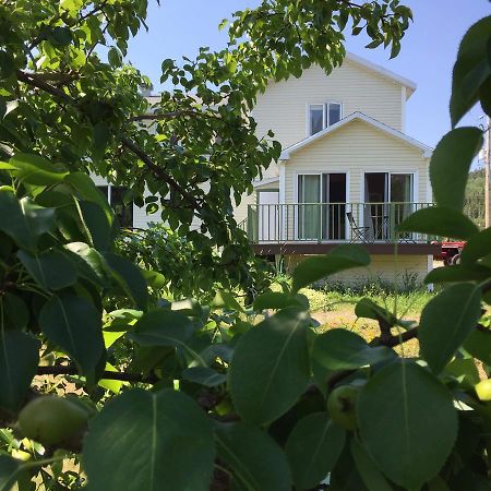 La Chouette Viree Bed & Breakfast Grandes-Bergeronnes Exterior photo